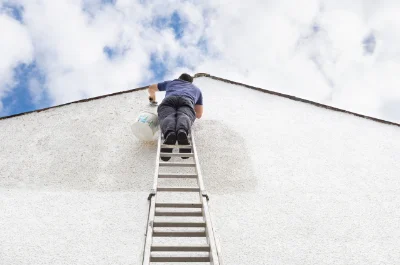 Peinture extérieure à Étréville — façades et ravalement